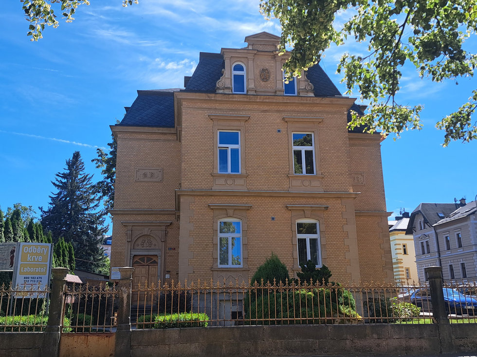 Pronájem bytu 2+1 64 m², Cheb
