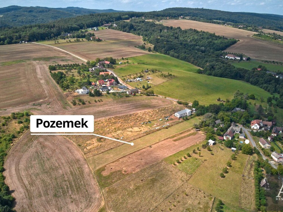 Prodej stavební parcely 1024 m², Halenkovice