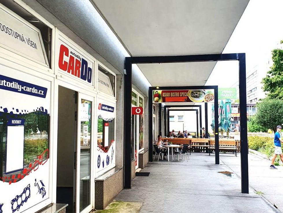 Pronájem obchodu 74 m², Praha