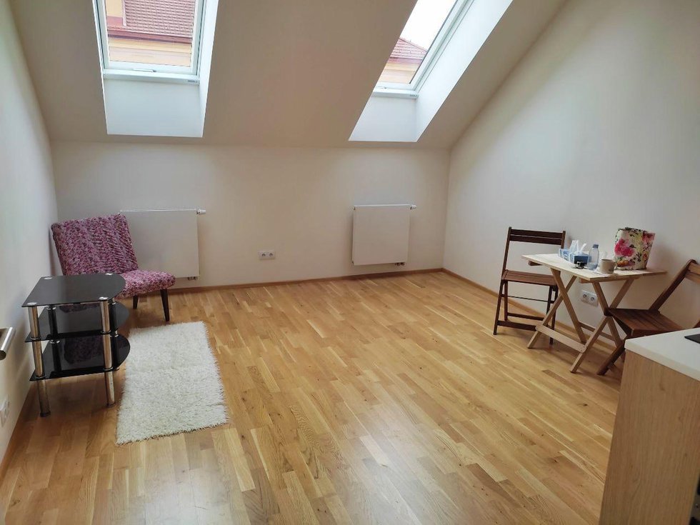 Pronájem bytu 1+kk, garsoniery 24 m², Praha