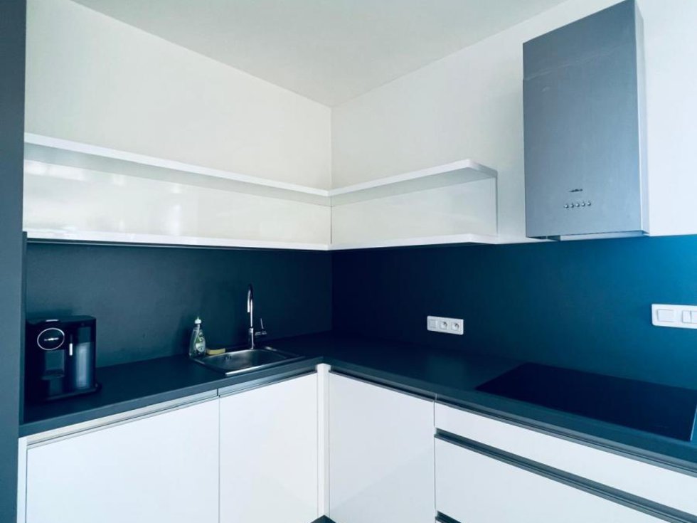 Pronájem bytu 2+kk 104 m², Praha