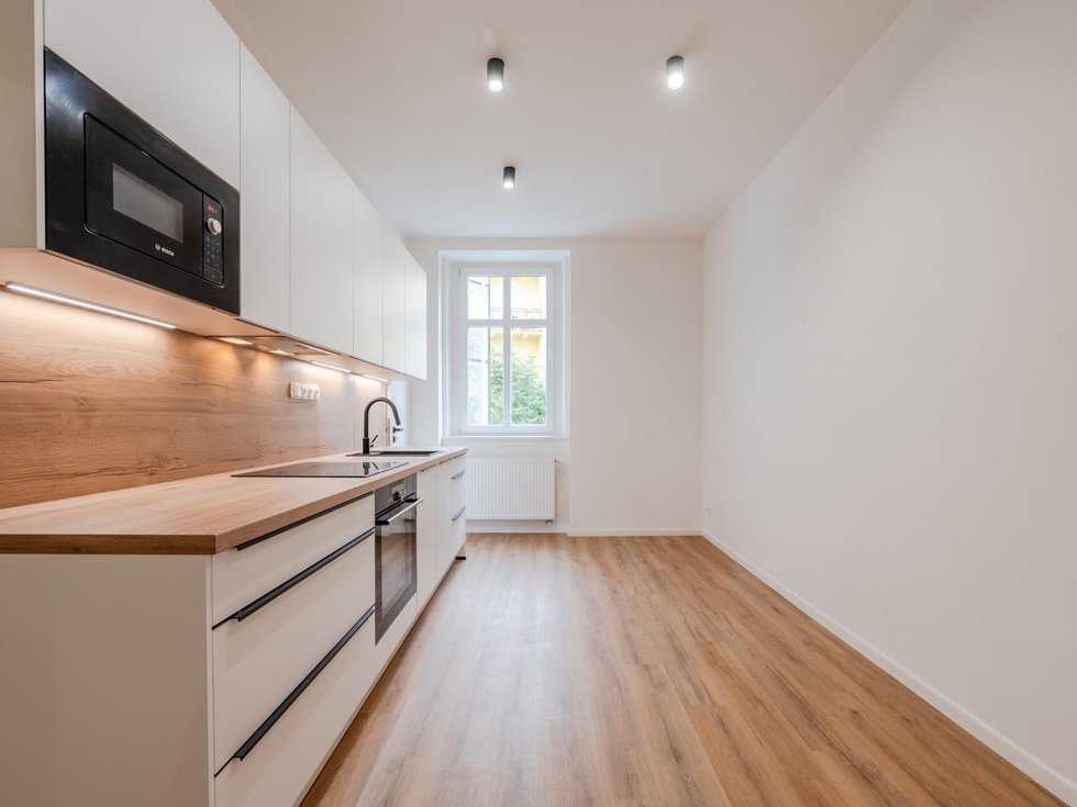 Pronájem bytu 2+1 76 m², Praha