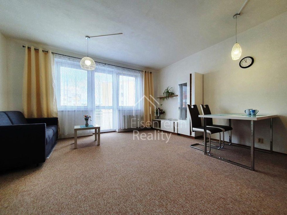 Pronájem bytu 1+kk, garsoniery 34 m², Hradec Králové