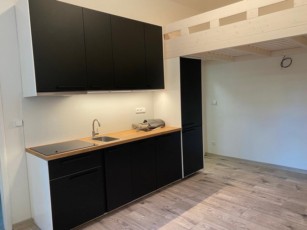 Pronájem bytu 1+kk, garsoniery 23 m², Praha