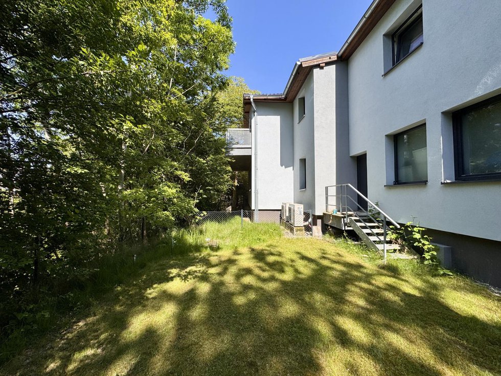 Pronájem bytu 3+kk 90 m², Praha