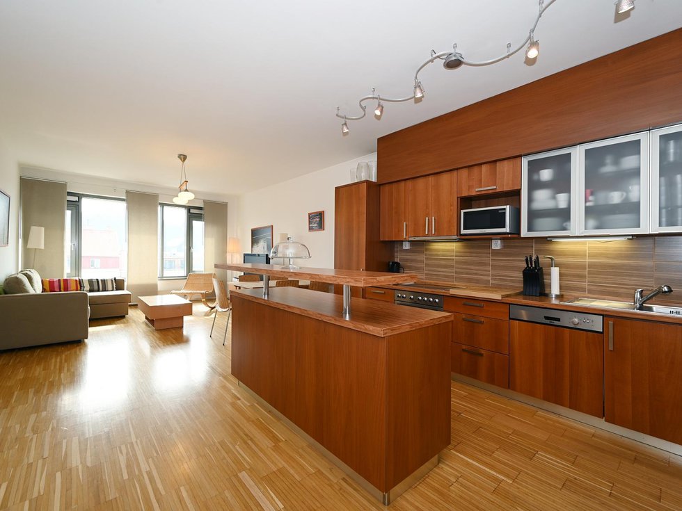 Pronájem bytu 2+kk 77 m², Praha