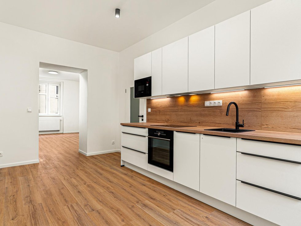 Pronájem bytu 2+1 76 m², Praha
