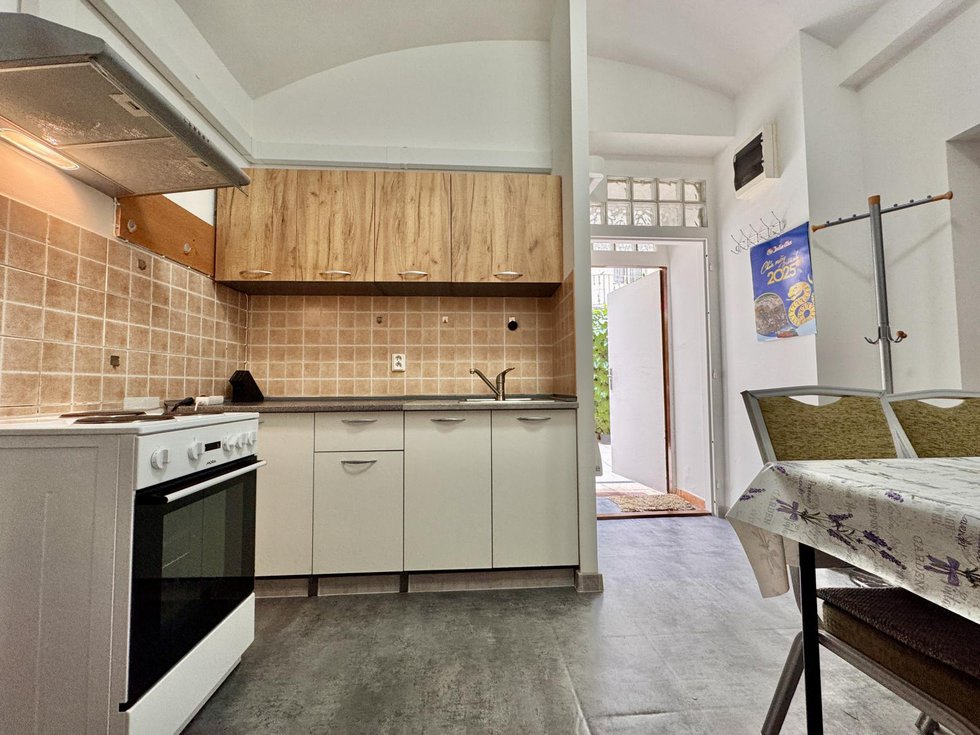 Pronájem bytu 2+1 57 m², Praha