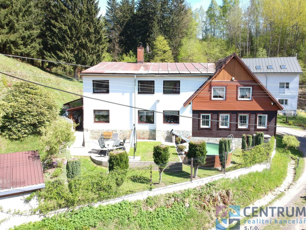 Prodej hotelu, penzionu 360 m², Desná