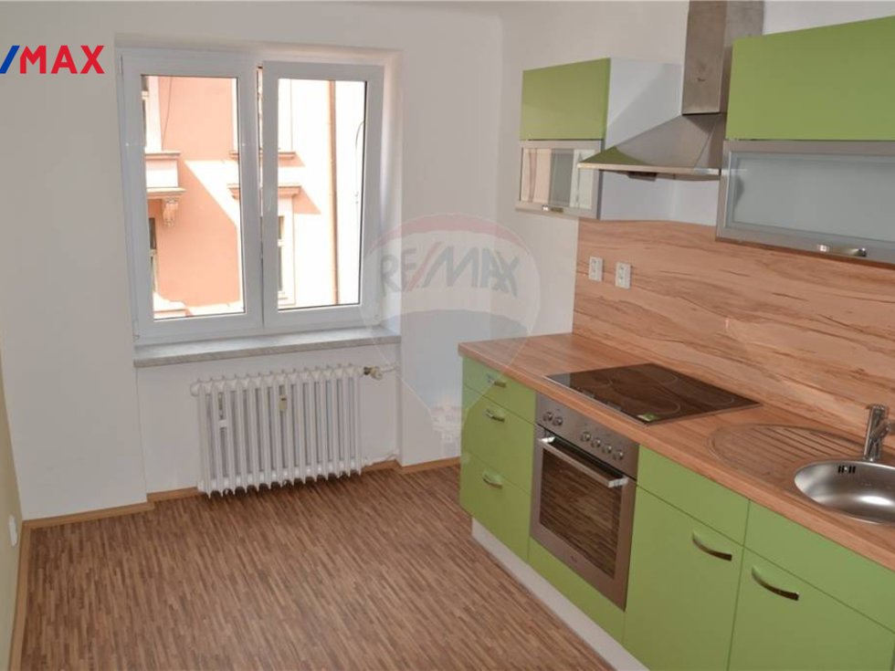 Pronájem bytu 2+1 56 m², Plzeň