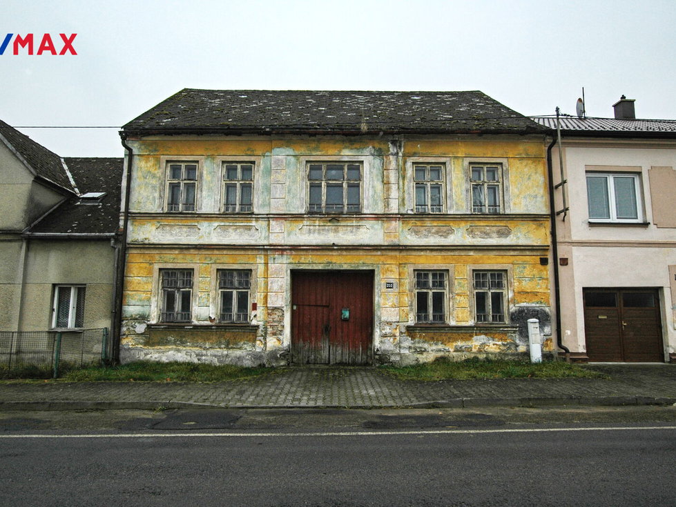 Prodej činžovního domu 177 m², Černošín