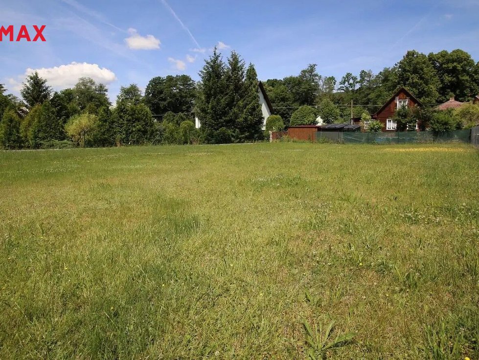 Prodej stavební parcely 3128 m², Dobřív