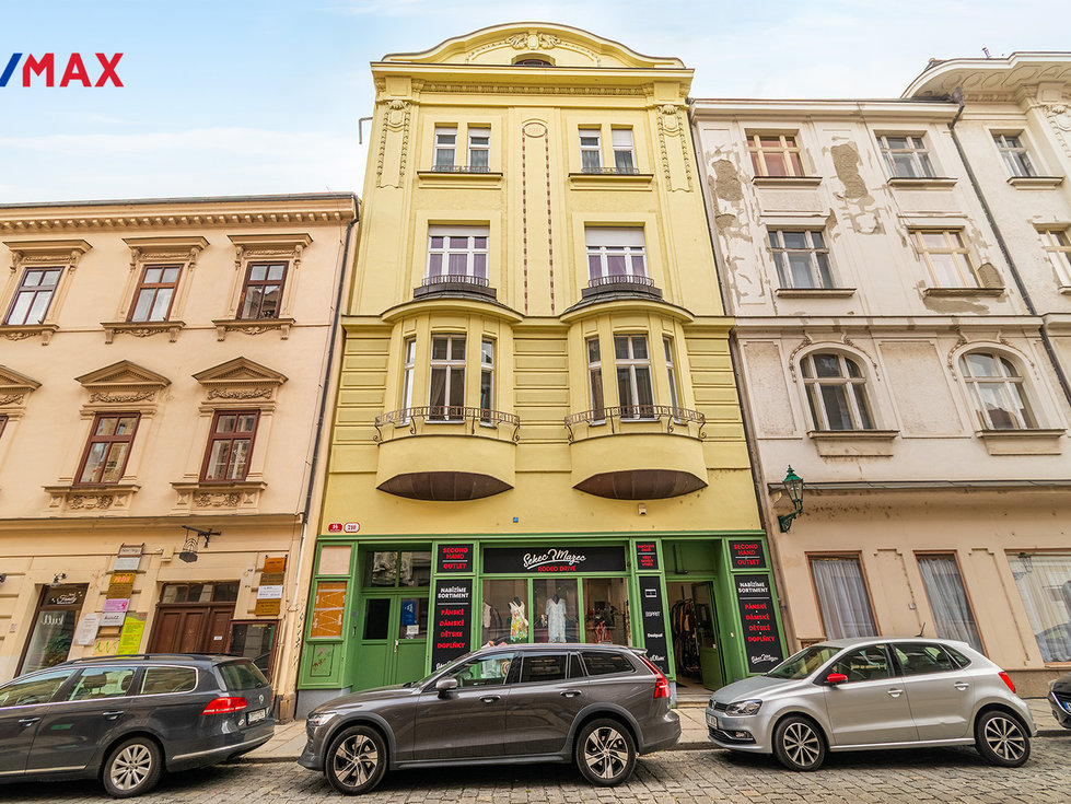 Prodej činžovního domu 1039 m², Plzeň