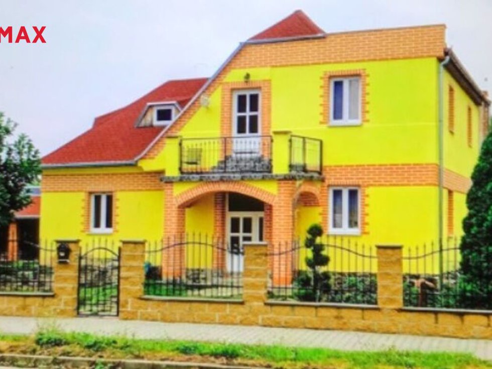 Pronájem bytu 1+1 32 m², Přeštice