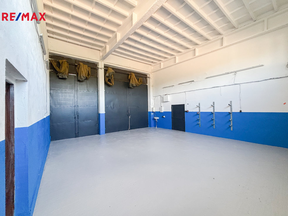Pronájem skladu 67 m², Radnice