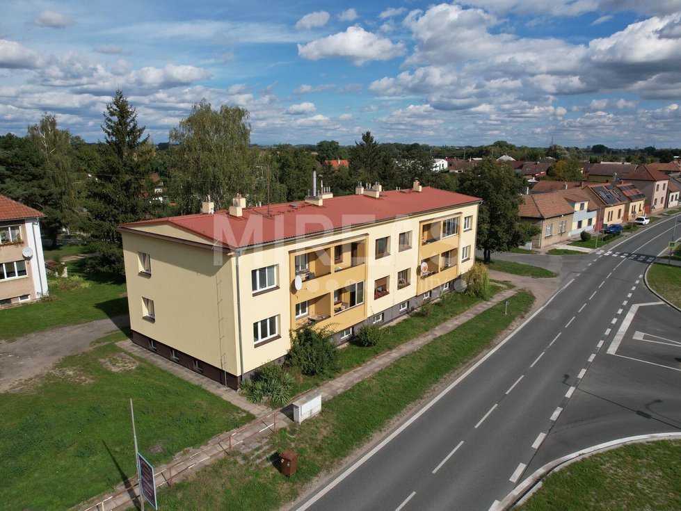 Prodej bytu 2+1 57 m², Kostomlaty nad Labem