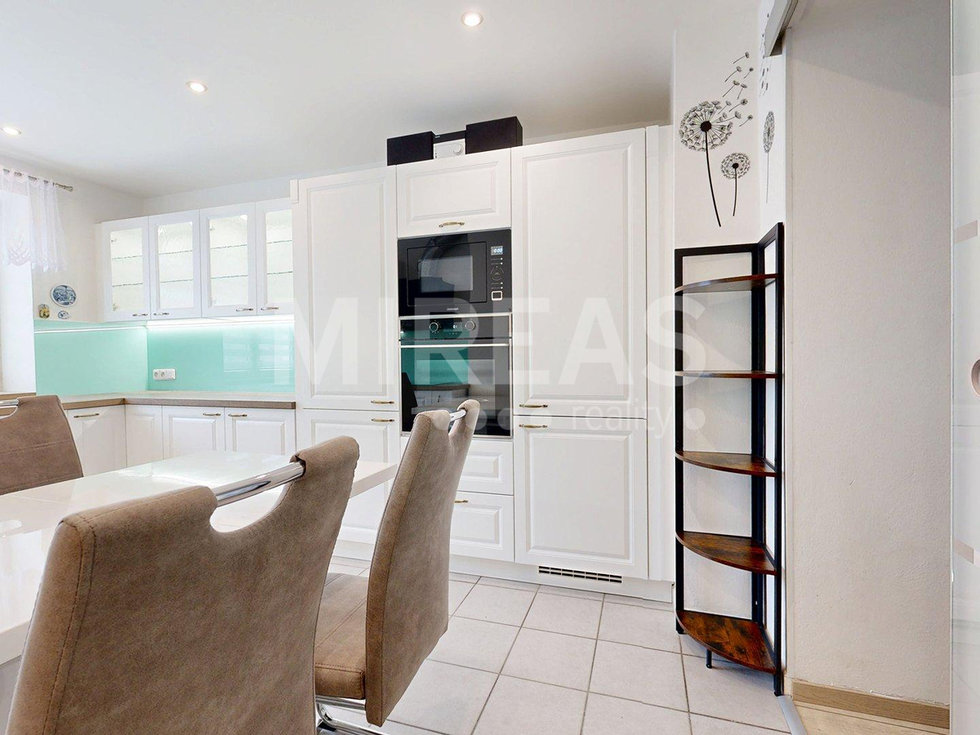 Pronájem bytu 4+1 88 m², Milovice