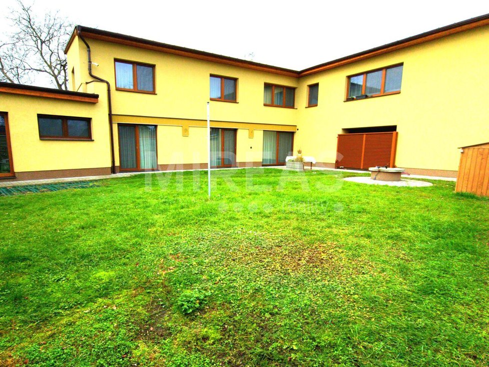 Prodej bytu 5+1 a více 184 m², Lysá nad Labem