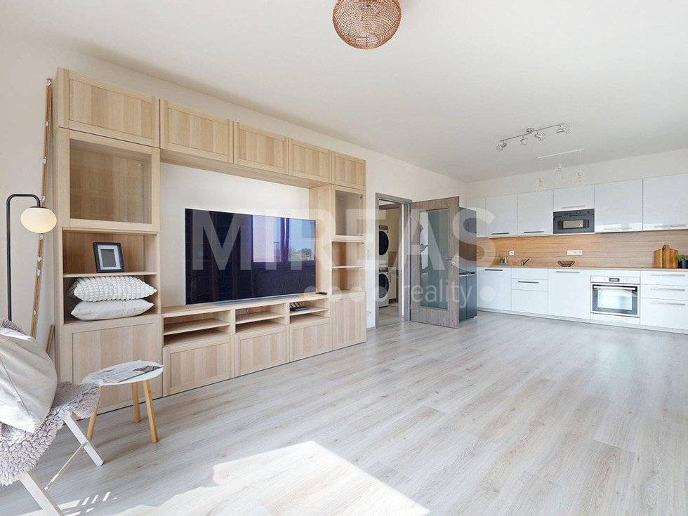 Prodej bytu 3+kk 77 m², Milovice