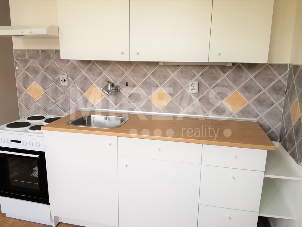 Prodej bytu 2+1 60 m², Milovice
