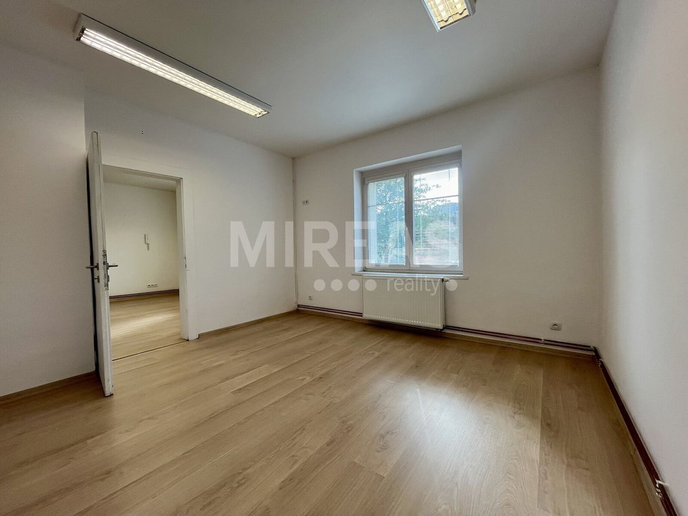 Pronájem kanceláře 54 m², Mladá Boleslav