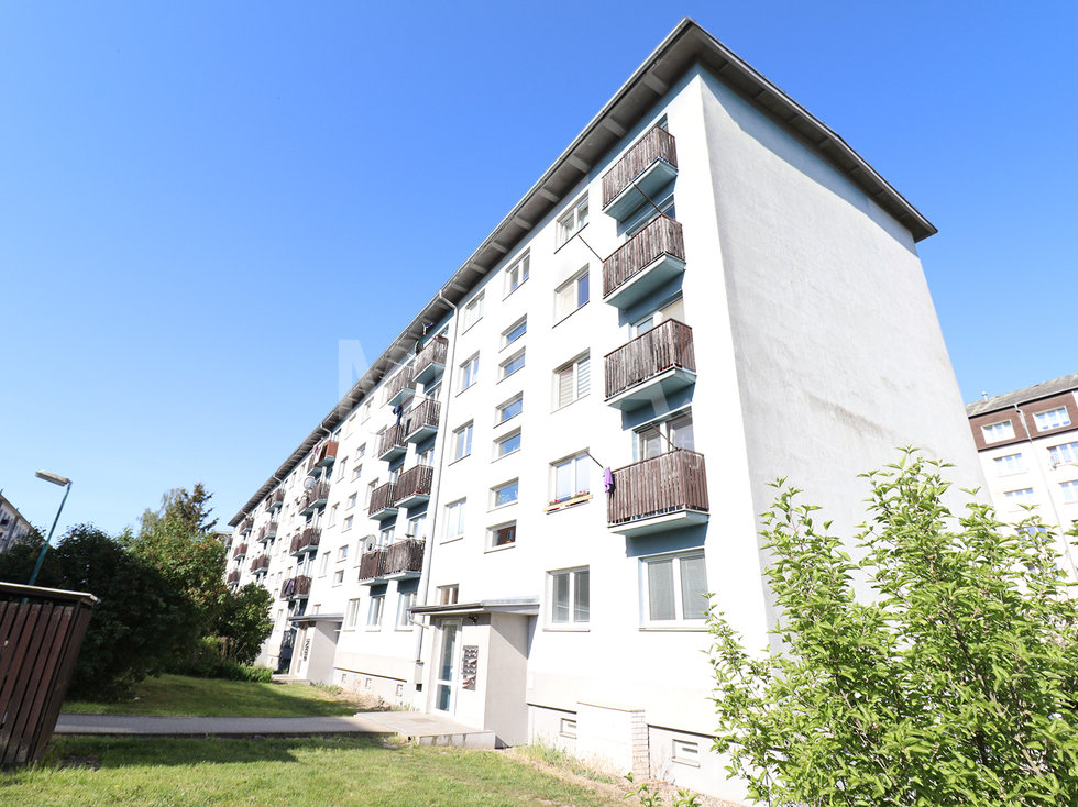 Prodej bytu 1+1 30 m², Milovice