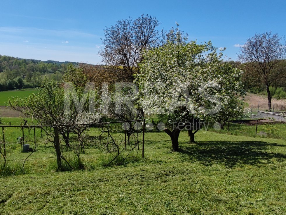 Prodej stavební parcely 637 m², Košátky
