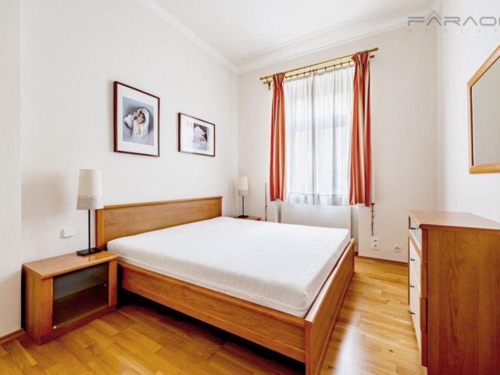 Pronájem bytu 3+1 102 m², Praha