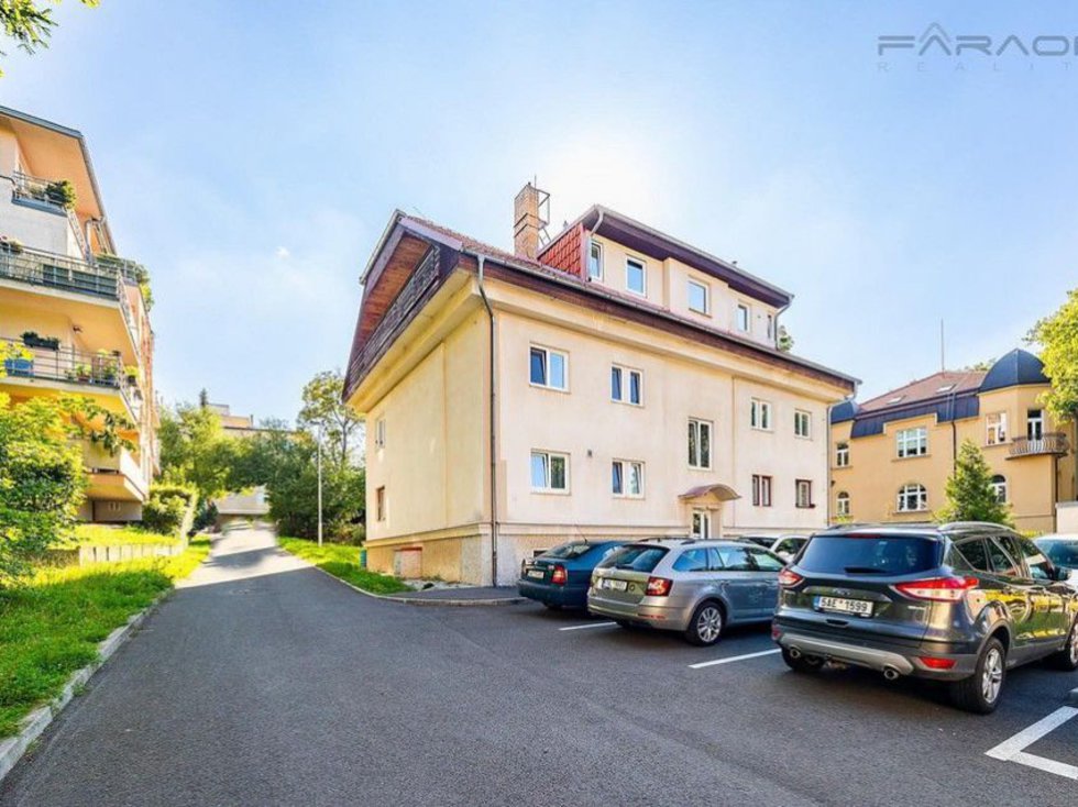 Pronájem bytu 2+1 65 m², Praha