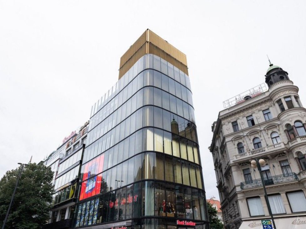 Pronájem kanceláře 475 m², Praha