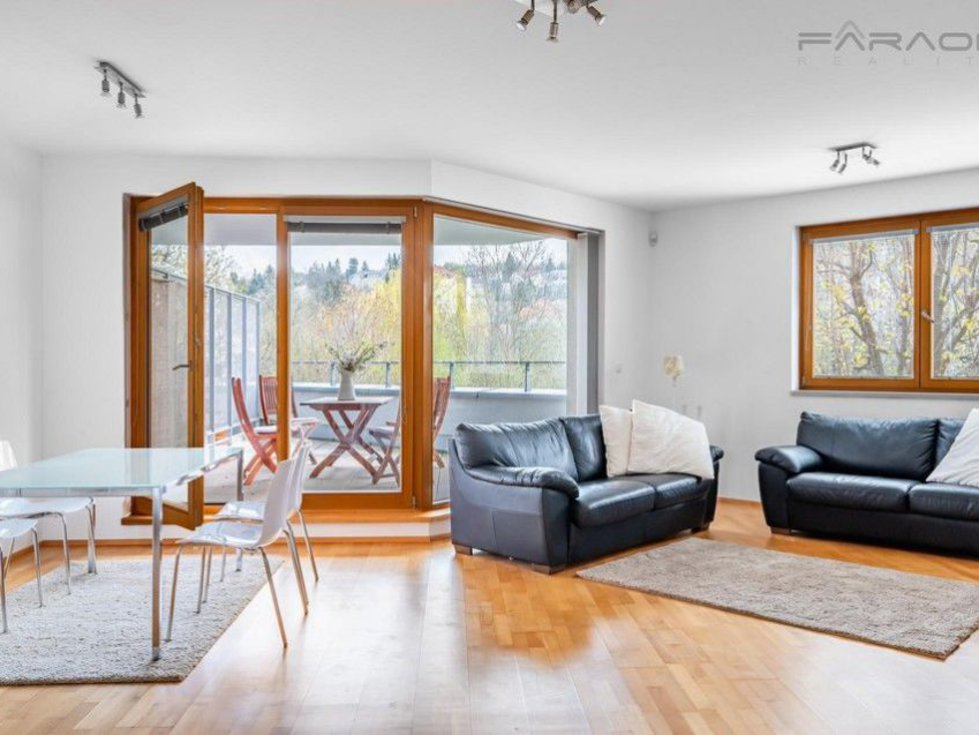 Pronájem bytu 3+kk 127 m², Praha