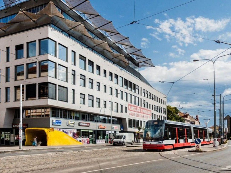 Pronájem kanceláře 239 m², Praha