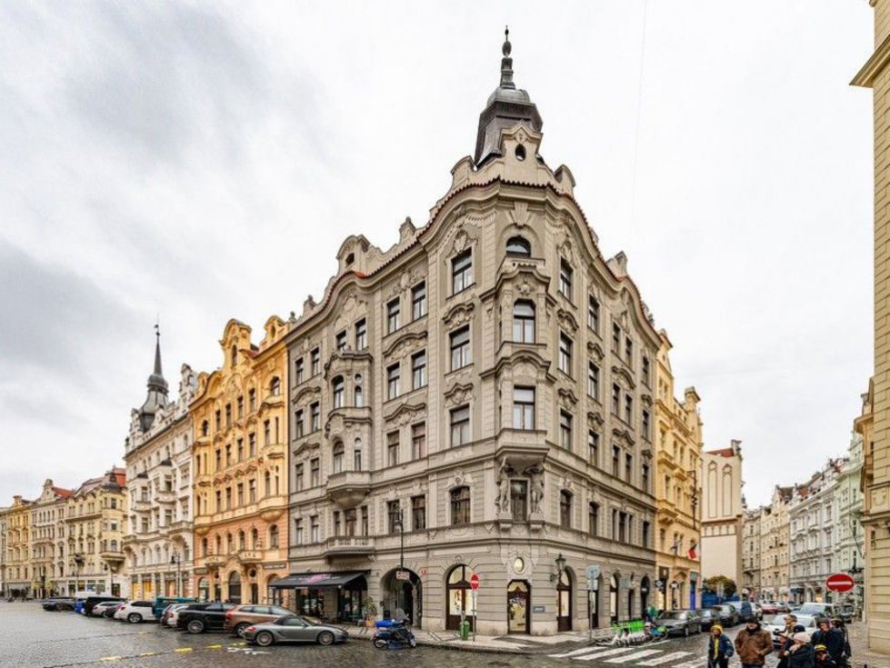 Pronájem bytu 2+1 80 m², Praha