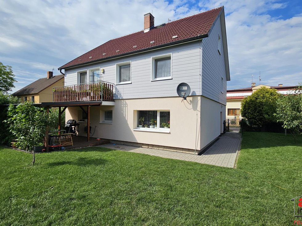 Prodej rodinného domu 175 m², Chotětov