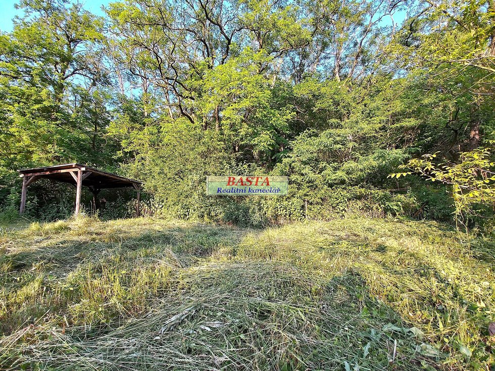Pronájem zahrady 300 m², Ivančice
