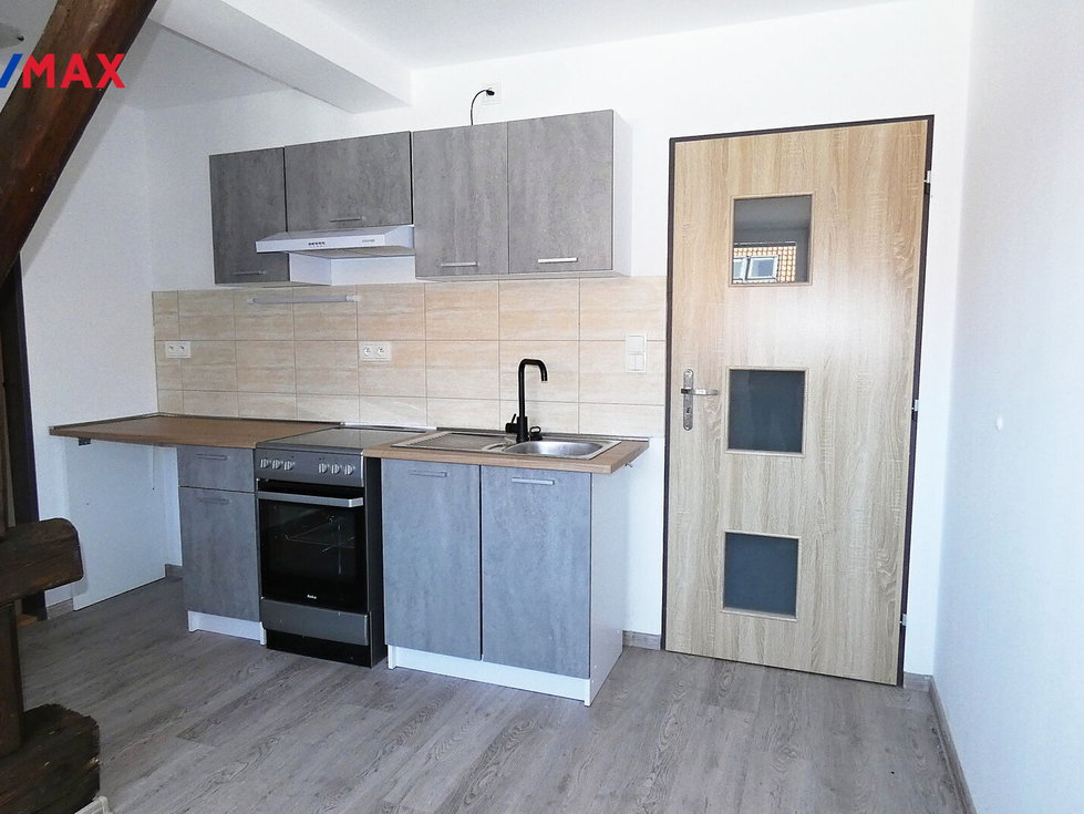 Pronájem bytu 1+1 45 m², České Budějovice