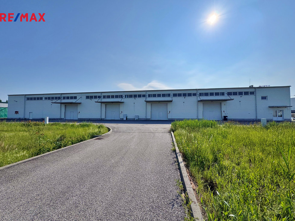 Pronájem skladu 2416 m², České Budějovice