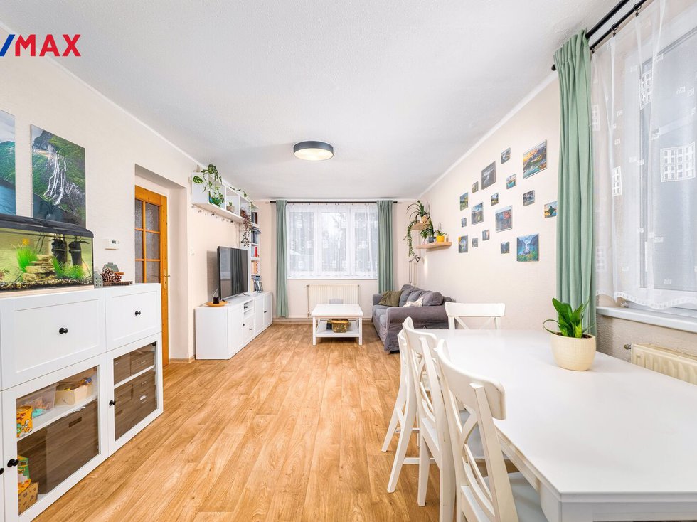 Prodej bytu 3+1 68 m², Strunkovice nad Blanicí