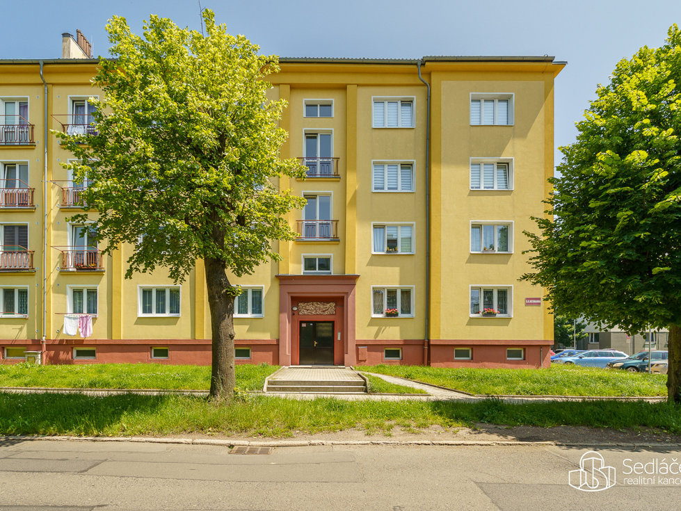 Prodej bytu 3+1 68 m², Ostrov