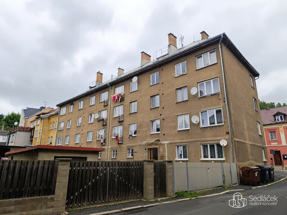 Prodej bytu 2+1 57 m², Nejdek