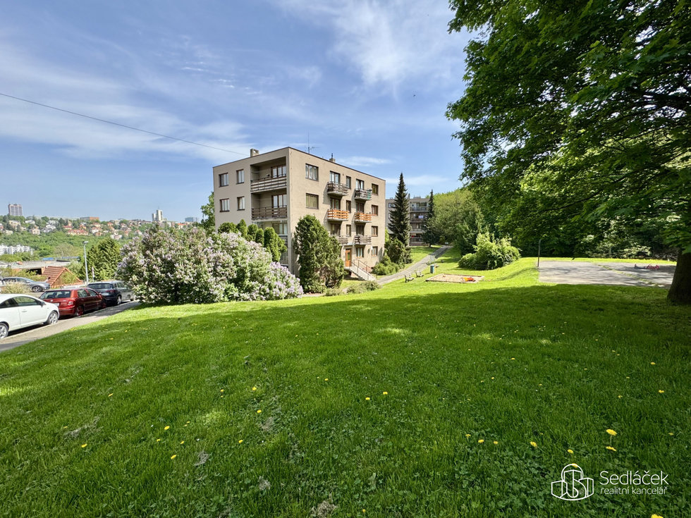 Pronájem bytu 2+1 48 m², Praha