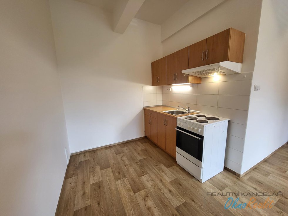 Pronájem bytu 2+kk 50 m², Adamov