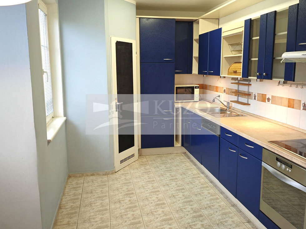 Prodej bytu 3+1 94 m², Praha