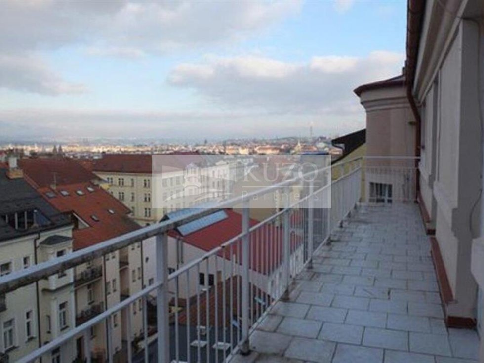 Pronájem bytu 5+1 a více 216 m², Praha