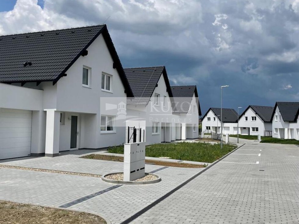 Prodej rodinného domu 127 m², Chotětov