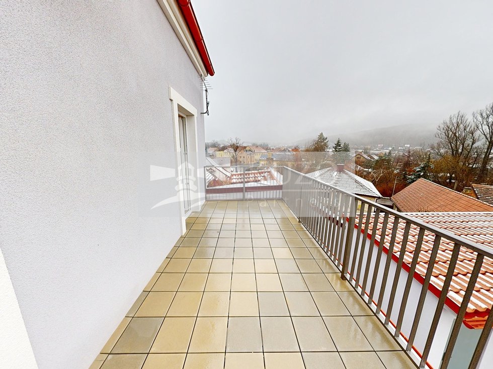 Prodej bytu 2+kk 41 m², Lochovice