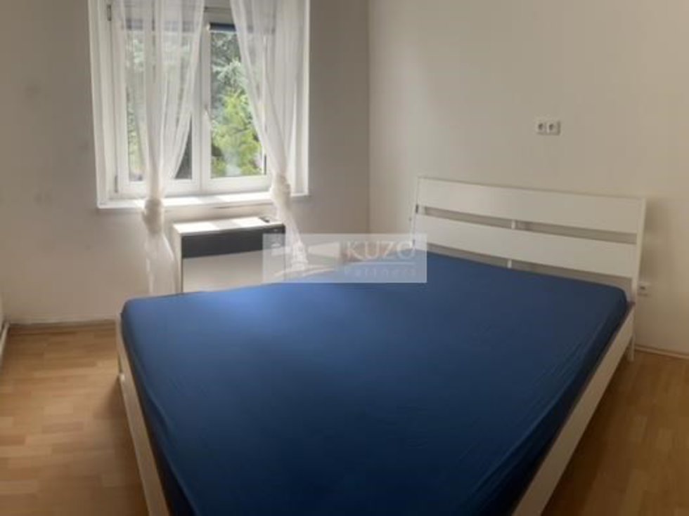 Pronájem bytu 2+kk 60 m², Praha