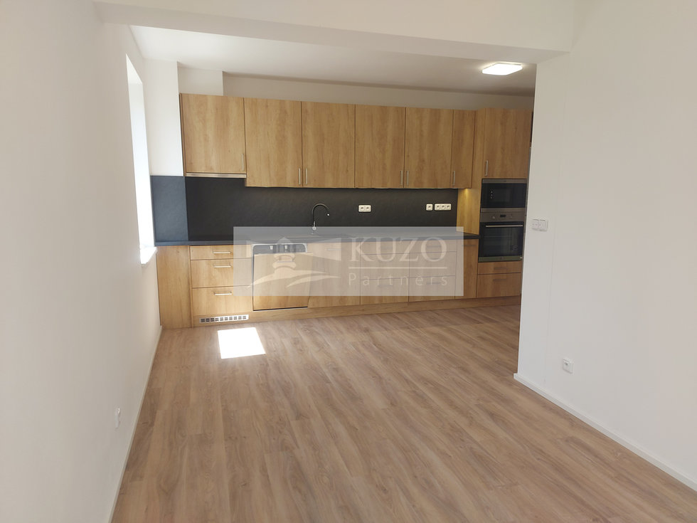 Pronájem bytu 3+kk 62 m², Praha