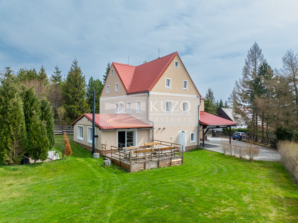 Prodej hotelu, penzionu 367 m², Kovářská