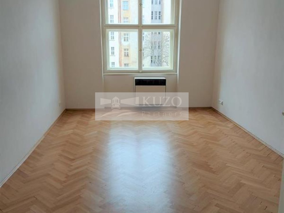 Pronájem bytu 2+kk 61 m², Praha